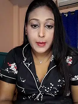 hotlovr online show from 4, 3, 2025