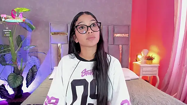 Snapshot of Tyla_Ks chatting on 12, 3, 2026 Tyla Ks online show from 12, 3, 2026