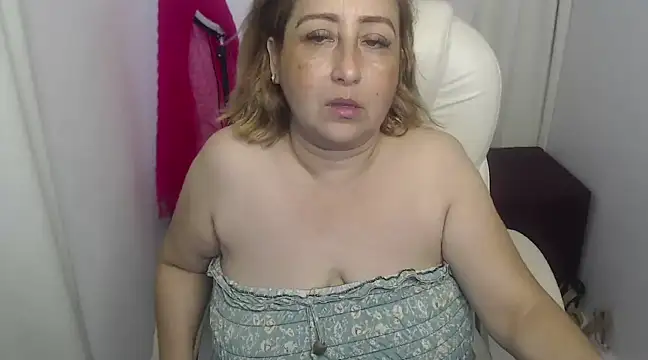 Snapshot of Mature_2025 chatting on 25, 2, 2025 Mature 2025 online show from 25, 2, 2025