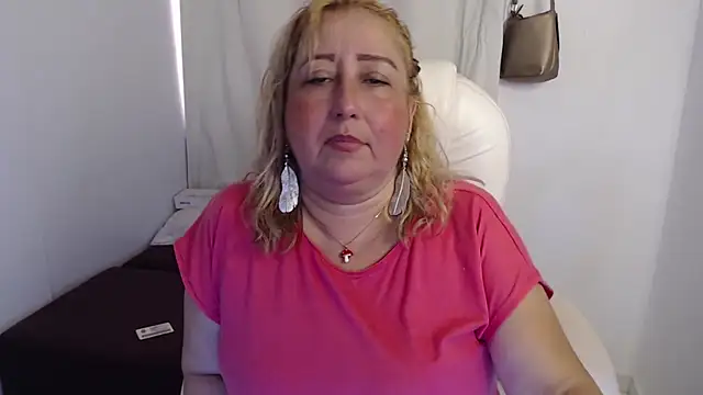 Snapshot of Mature_2025 chatting on 29, 9, 2025 Mature 2025 online show from 29, 9, 2025