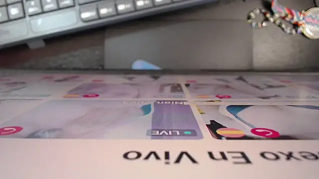 Snapshot of Mature_2025 chatting on 7, 10, 2025 Mature 2025 online show from 7, 10, 2025