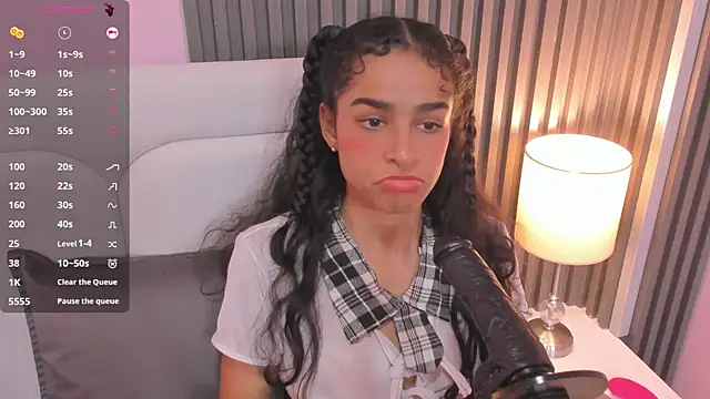 honey sofii  online show from 22, 3, 2025