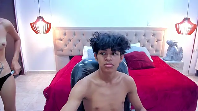 leslieanddrako online show from 28, 11, 2025