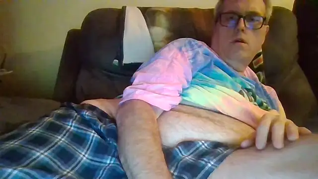 Snapshot of Smallone327 chatting on 19, 9, 2025 Smallone327 online show from 19, 9, 2025