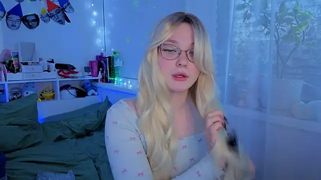 milliedoll online show from 13, 10, 2025