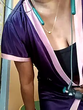 Snapshot of IND9876 chatting on 21, 2, 2025 IND9876 online show from 21, 2, 2025