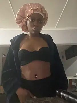 xxTatiannaxx online show from 6, 6, 2026