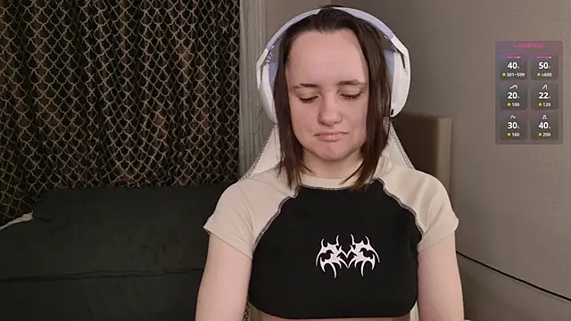 Luna Loveee online show from 11, 10, 2025