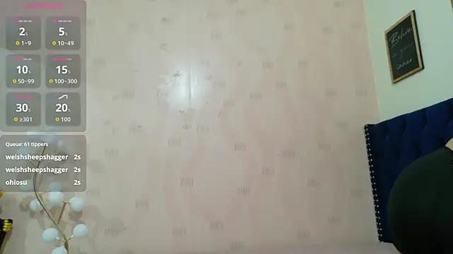 innocenthazel online show from 28, 4, 2026