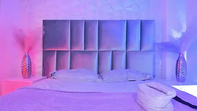 Selene bennet online show from 12, 4, 2026