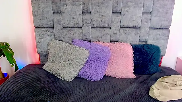 skinny bigcock02 online show from 25, 2, 2025