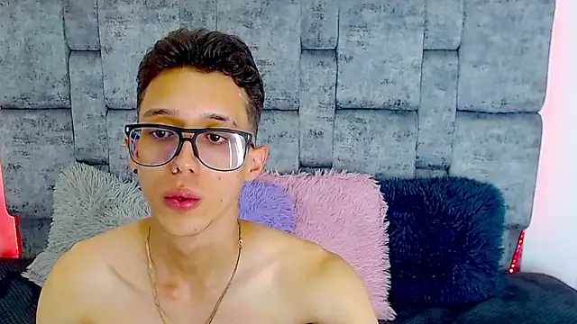 skinny bigcock02 online show from 25, 2, 2025