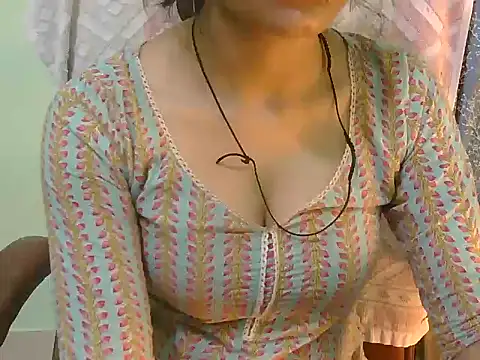 Cute Pihu01 online show from 5, 8, 2026