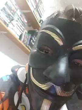 Zsikti900 online show from 19, 2, 2025