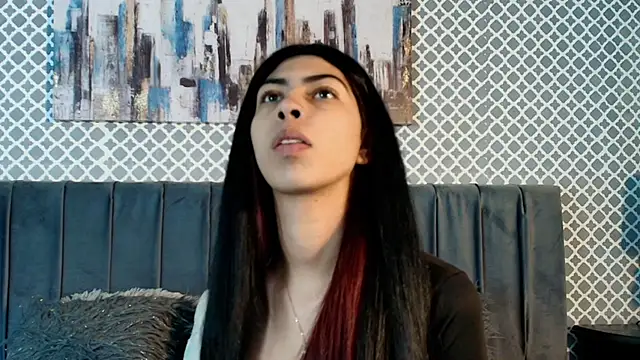 Cassie bloom online show from 7, 10, 2025