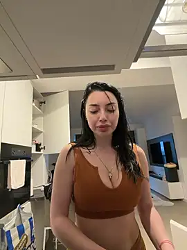 Mia Splash online show from 22, 4, 2026