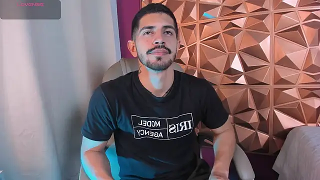 Snapshot of AlejandroStormm chatting on 19, 2, 2026 AlejandroStormm online show from 19, 2, 2026