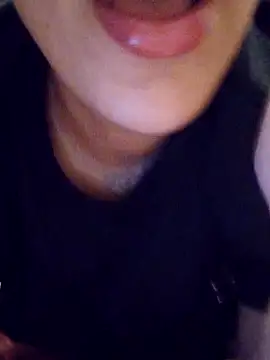 Snapshot of Sexlove1xo chatting on 1, 5, 2026 Sexlove1xo online show from 1, 5, 2026