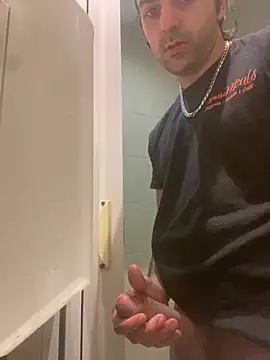 mikekmi21 online show from 22, 2, 2025