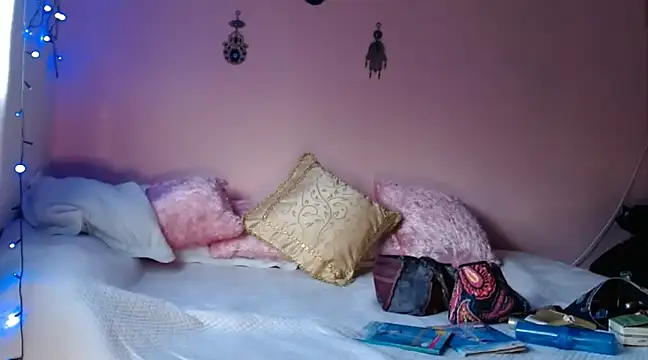 Maddy Jhonsson online show from 27, 2, 2025