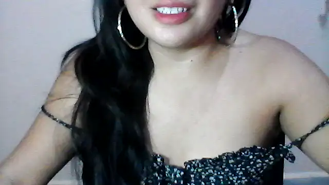 Snapshot of shashel5 chatting on 6, 5, 2026 shashel5 online show from 6, 5, 2026