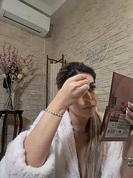 Bella Posh online show from 11, 2, 2026