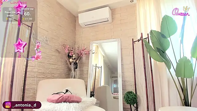 Bella Posh online show from 24, 4, 2026