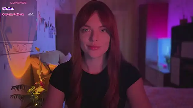 CherryRed Girl online show from 13, 6, 2026