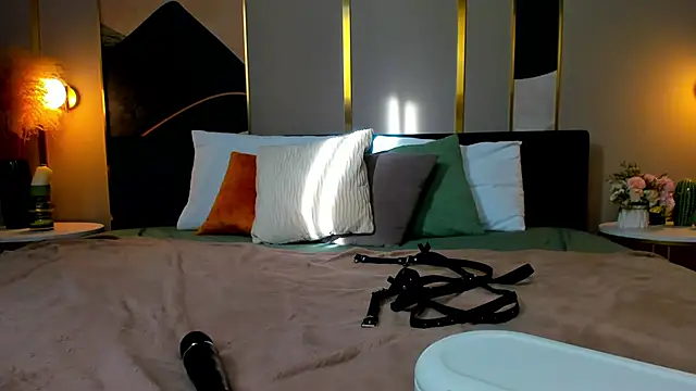 Snapshot of _BunnyDollStella_ chatting on 24, 2, 2025 BunnyDollStella online show from 24, 2, 2025