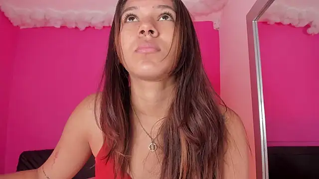 Snapshot of violett_24_ chatting on 10, 3, 2025 violett 24 online show from 10, 3, 2025