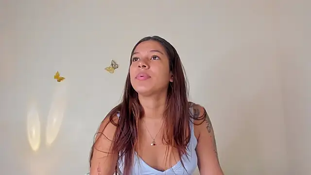 Snapshot of violett_24_ chatting on 15, 9, 2025 violett 24 online show from 15, 9, 2025