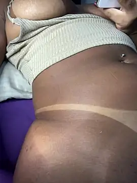 yasmimbrasileirinha online show from 23, 2, 2025