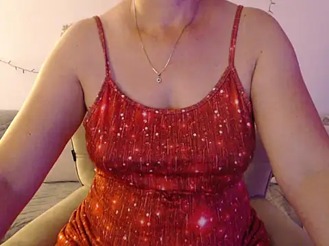 Snapshot of YourfantasyGiuly chatting on 25, 6, 2026 YourfantasyGiuly online show from 25, 6, 2026