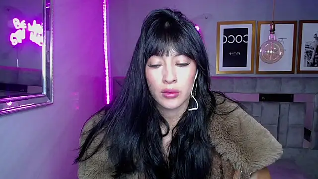 Snapshot of Isabella_Collen_v chatting on 17, 3, 2025 Isabella Collen v online show from 17, 3, 2025