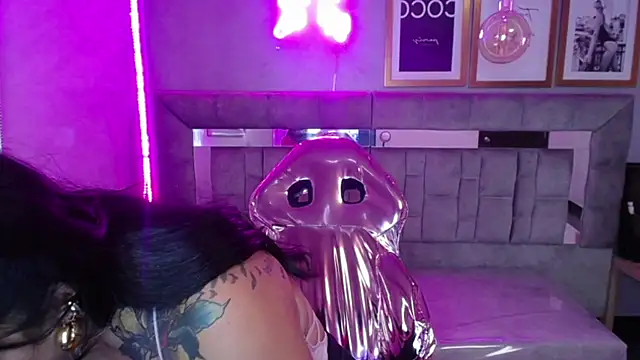 Snapshot of Isabella_Collen_v chatting on 19, 3, 2025 Isabella Collen v online show from 19, 3, 2025