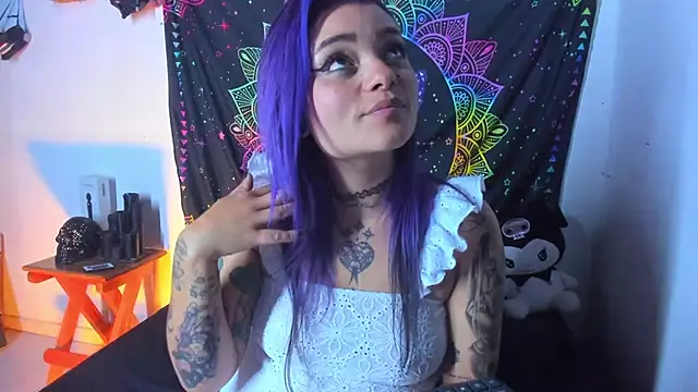 ChloeAllennn online show from 14, 3, 2025