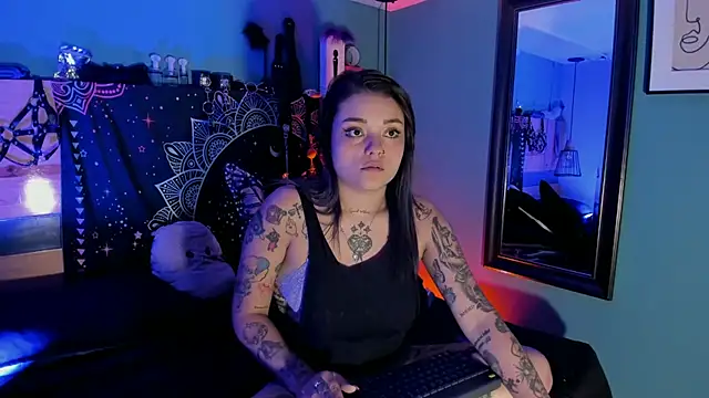 ChloeAllennn online show from 25, 4, 2026