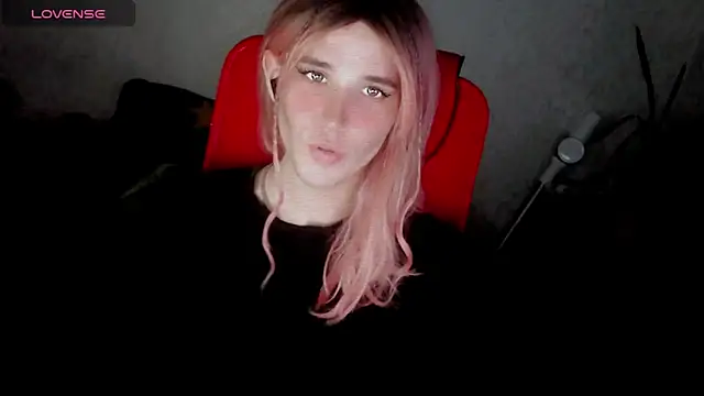 Snapshot of hellenspellman chatting on 12, 10, 2025 hellenspellman online show from 12, 10, 2025