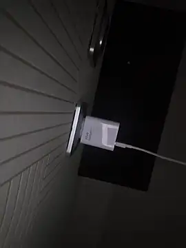 Snapshot of benhadj71 chatting on 24, 5, 2026 benhadj71 online show from 24, 5, 2026