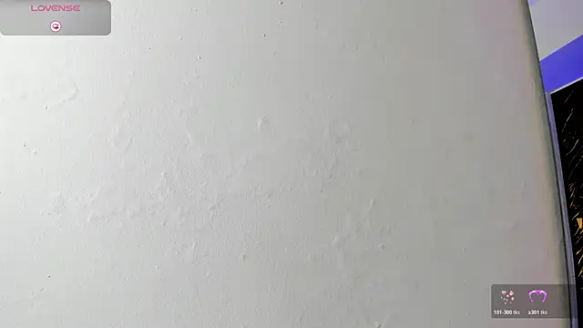 Ivaannaa  online show from 28, 4, 2026