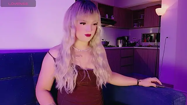 ScarletThompsonx online show from 24, 4, 2026