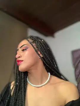 Snapshot of MichelleDiaz_Pink chatting on 12, 3, 2025 MichelleDiaz Pink online show from 12, 3, 2025