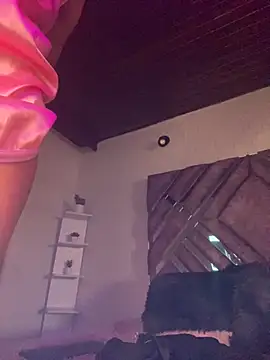 Snapshot of MichelleDiaz_Pink chatting on 12, 10, 2025 MichelleDiaz Pink online show from 12, 10, 2025