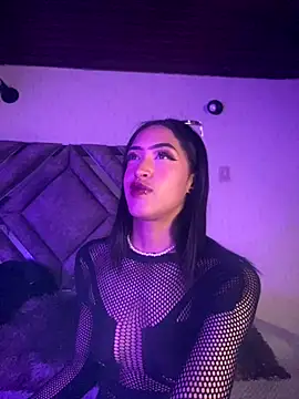 Snapshot of MichelleDiaz_Pink chatting on 20, 11, 2025 MichelleDiaz Pink online show from 20, 11, 2025