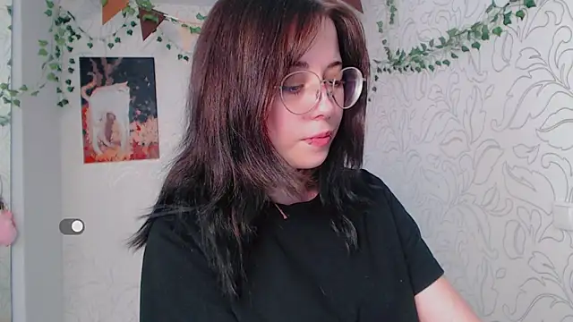  miraclecattt  online show from 18, 9, 2025