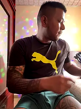 Snapshot of Saipuer31 chatting on 5, 12, 2025 Saipuer31 online show from 5, 12, 2025