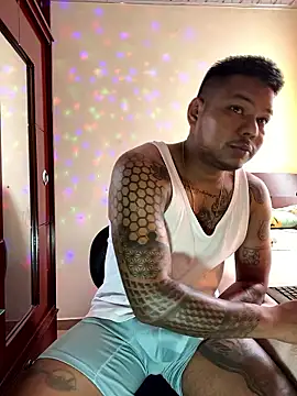 Snapshot of Saipuer31 chatting on 7, 1, 2026 Saipuer31 online show from 7, 1, 2026