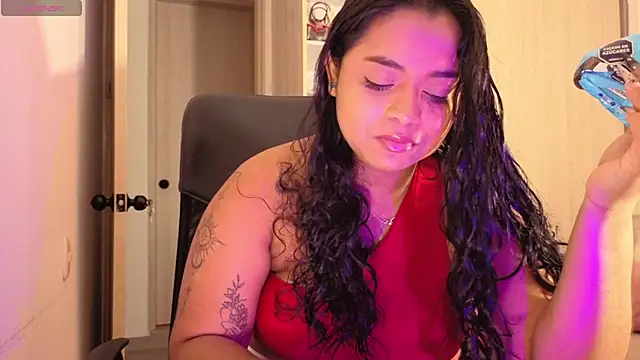 Snapshot of tatiana_10 chatting on 10, 7, 2026 tatiana 10 online show from 10, 7, 2026