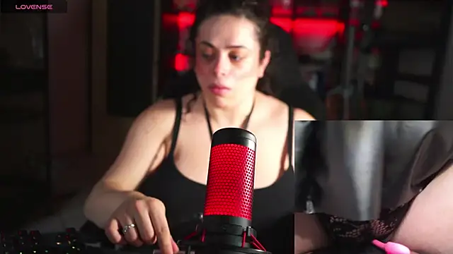 Snapshot of sharonurbex chatting on 4, 3, 2026 sharonurbex online show from 4, 3, 2026