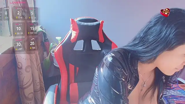 Snapshot of SophiTay chatting on 13, 9, 2025 SophiTay online show from 13, 9, 2025